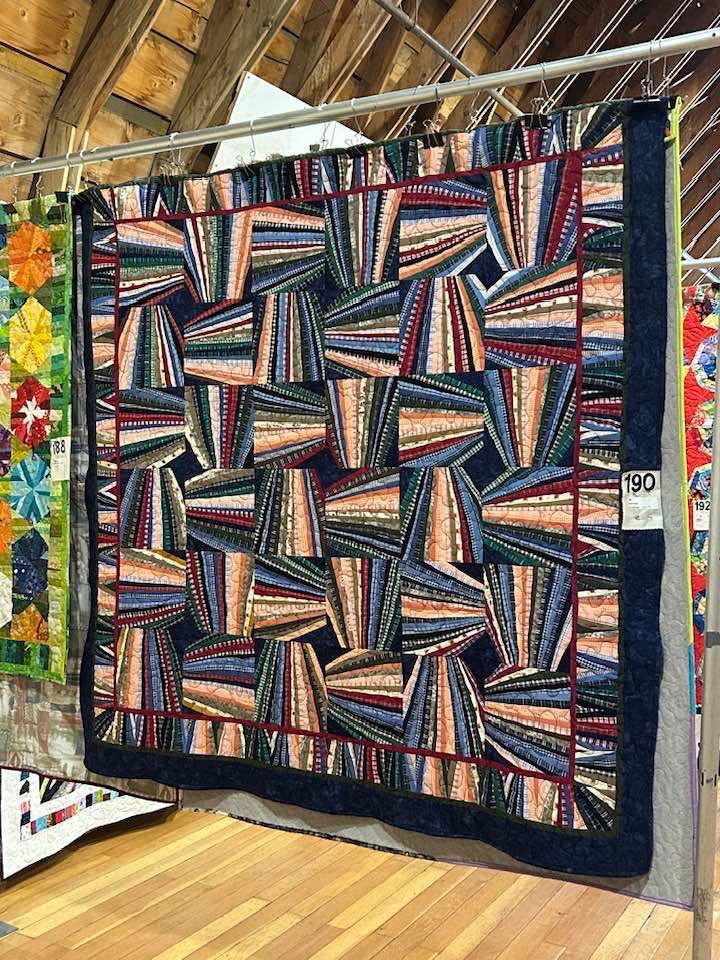 Theme - String Quilts - quilted by Trish Pangle
